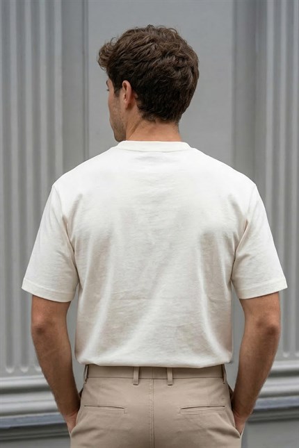 Erkek Oversize Minimal Yazı Baskılı T-Shirt Beyaz