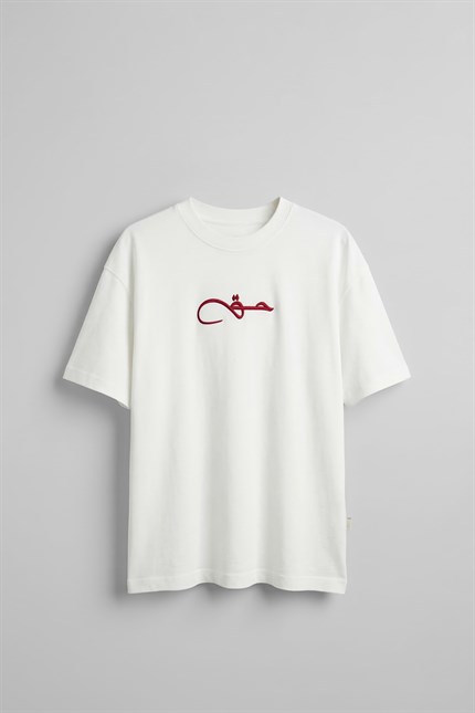 Erkek Oversize Nakışlı Halı Desenli Sırt Baskılı T-Shirt Ekru