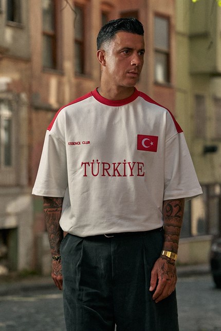 Erkek Oversize Nakışlı Ülke Temalı Forma T-Shirt Ekru/Kırmızı