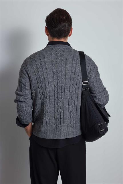 Erkek Oversize Örgü Desenli Triko Kazak Gri