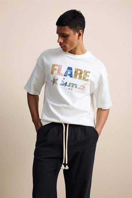 Erkek Oversize Patchwork Nakışlı T-Shirt Ekru