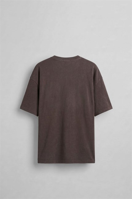 Erkek Oversize Patchwork Nakışlı T-Shirt Kahverengi