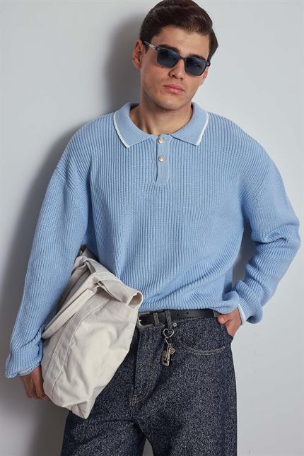 Erkek Oversize Polo Yaka Kontrast Detaylı Triko Kazak Açık Mavi