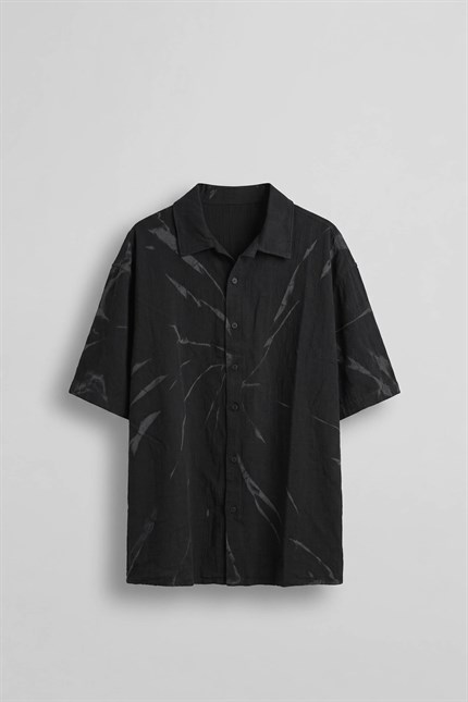 Erkek Oversize Spray Desenli Kısa Kollu Gömlek Siyah