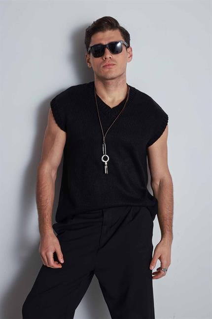 Erkek Oversize V Yaka Triko Süveter Siyah
