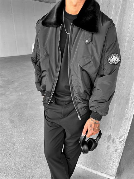 Erkek Oversize Yakalı Fermuarlı Cepli Mont Siyah