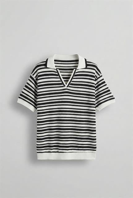 Erkek Oversize Yarım Pat Yaka Fileli Esnek T-Shirt Siyah Beyaz