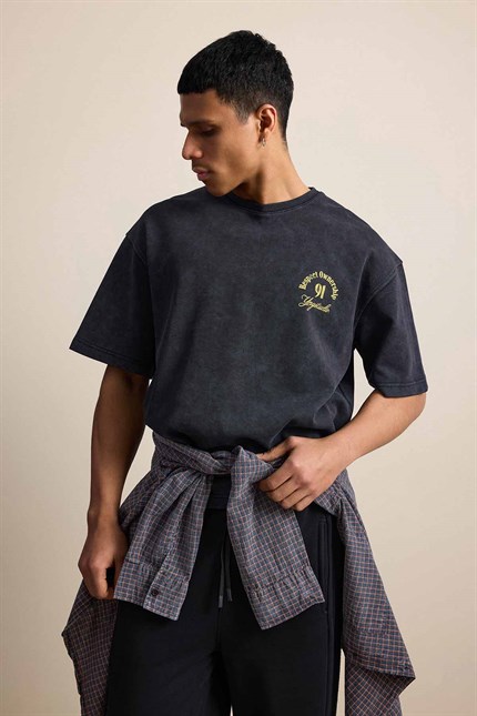 Erkek Oversize Yıkamalı Arkası Baskılı T-Shirt Siyah