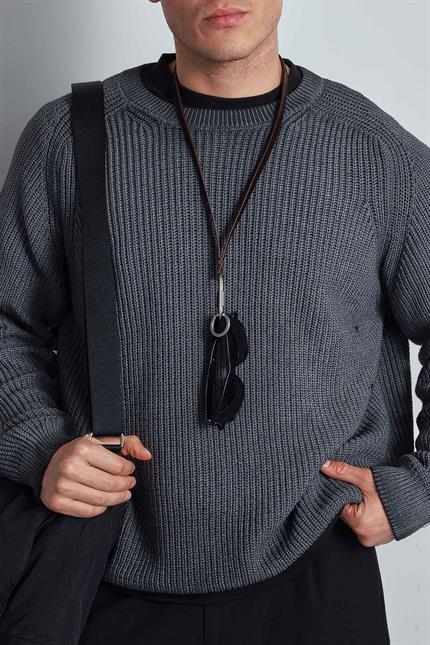 Erkek Oversize Yıkamalı Distressed Triko Kazak Siyah