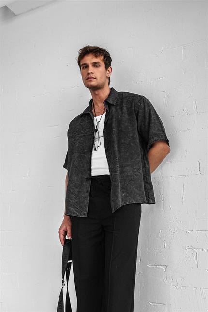 Erkek Oversize Yıkamalı Kısa Kollu Gömlek Siyah