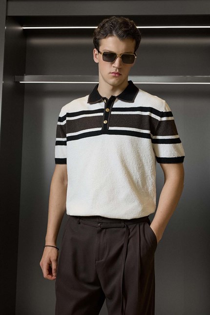 Erkek Regular Fit Çizgili Havlu Triko Polo Yaka T-Shirt Ekru Kahverengi
