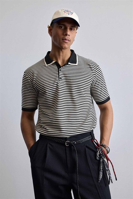 Erkek Regular Fit Çizgili Polo Yaka Örme T-Shirt Siyah