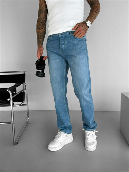 Erkek Regular Fit Kesim Eskitmeli Jean Pantolon Mavi