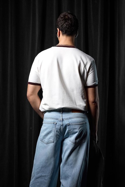 Erkek Regular Fit Kontrast Detaylı T-Shirt Ekru