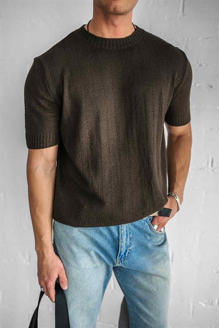 Erkek Regular Fit Örme Desenli T-Shirt Koyu Kahve