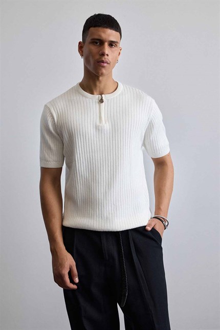Erkek Regular Fit  Premium Fitilli Triko T-Shirt Ekru