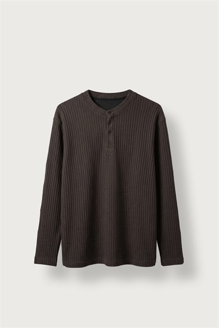 Erkek Relax Fit Henley Yaka Fitilli Triko Kazak Kahverengi