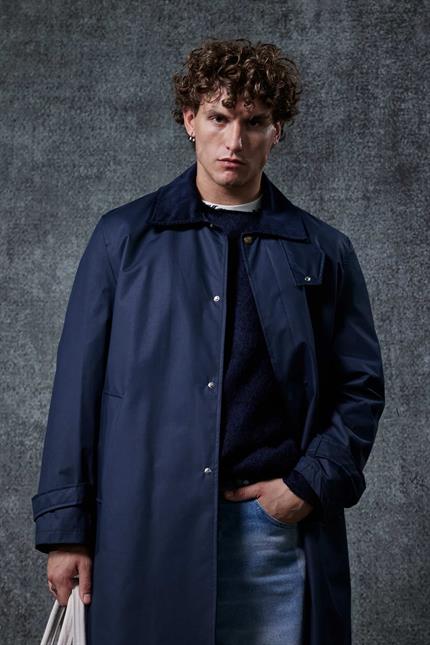 Erkek Relax Fit Kadife Yaka Detaylı Uzun Trençkot Lacivert