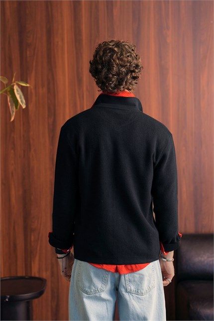 Erkek Relax Fit Polo Yaka Düğmeli Triko Hırka Siyah