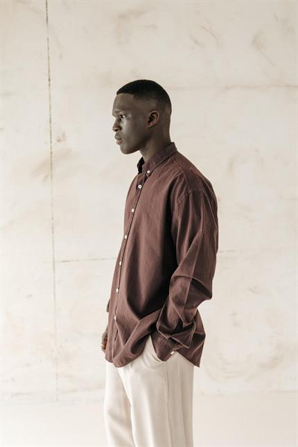 Erkek Relax Fit Rahat Kesim İnce Gömlek Kahverengi