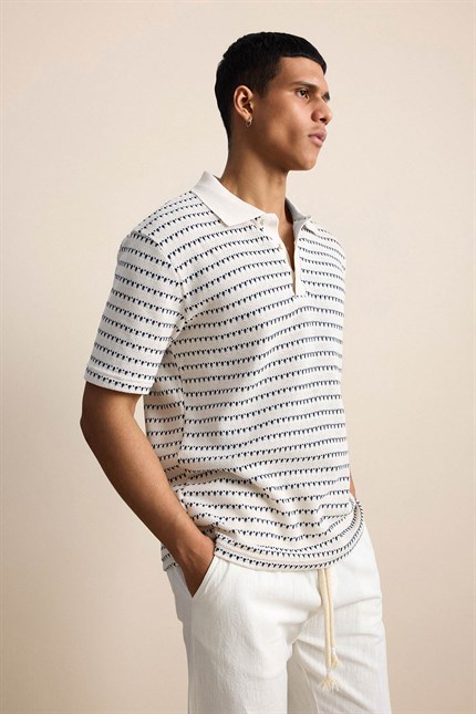 Erkek Relaxed Fit Ajurlu Örme Polo Yaka T-Shirt Ekru