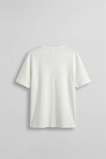 Erkek Relaxed Fit Fitilli Örme Düğmeli Yaka T-Shirt Beyaz