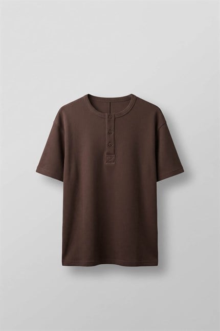 Erkek Relaxed Fit Fitilli Örme Düğmeli Yaka T-Shirt Kahverengi