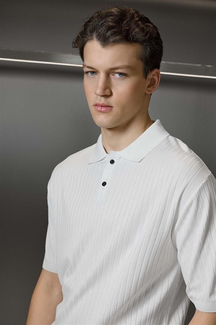 Erkek Relaxed Fit Fitilli Triko Polo Yaka T-Shirt Beyaz