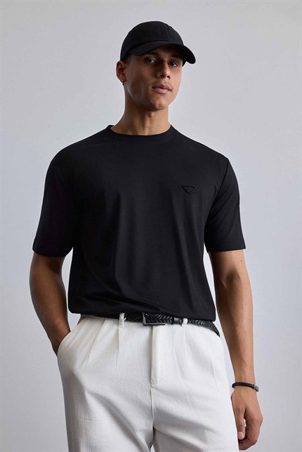 Erkek Relaxed Fit Yumuşak Dokulu Basic T-Shirt Siyah