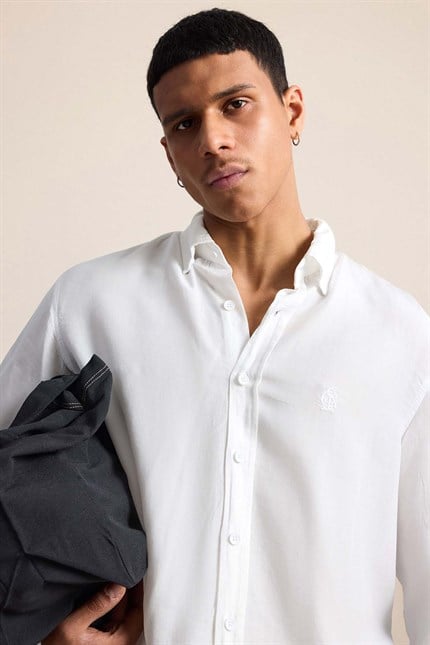 Erkek Relaxed Minimal Nakışlı Basic Tencel Gömlek Beyaz