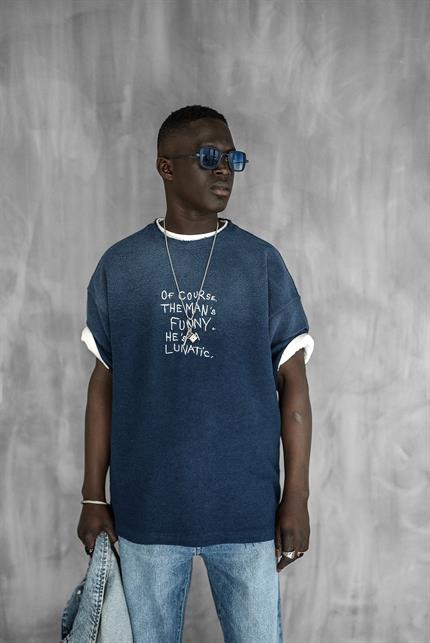 Erkek Renk Geçişli İşlemeli Oversize Dokulu T-Shirt Lacivert