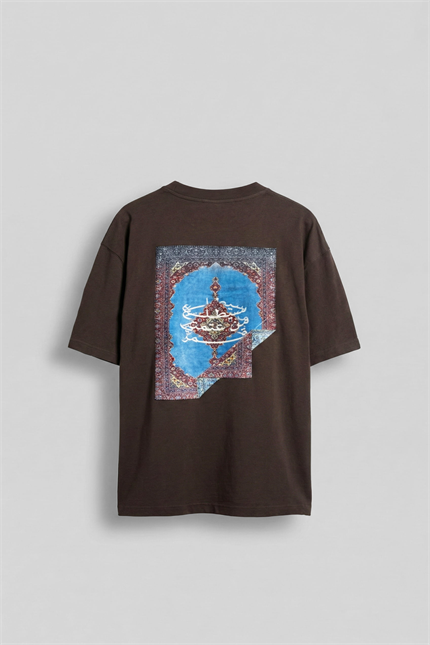 Erkek Sırtı Yamalı Oversize T-Shirt Kahverengi