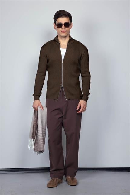 Erkek Slim Fit Dik Yaka Fermuarlı Hırka Kahverengi