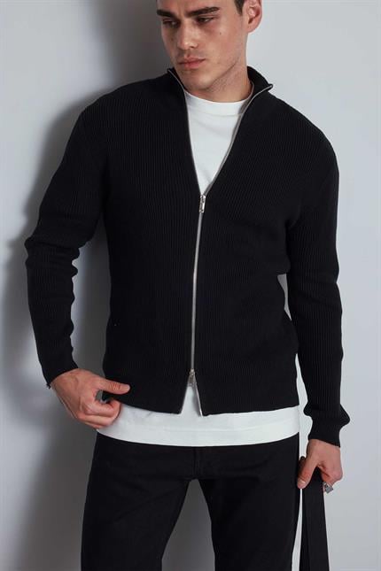 Erkek Slim Fit Dik Yaka Fermuarlı Hırka Siyah