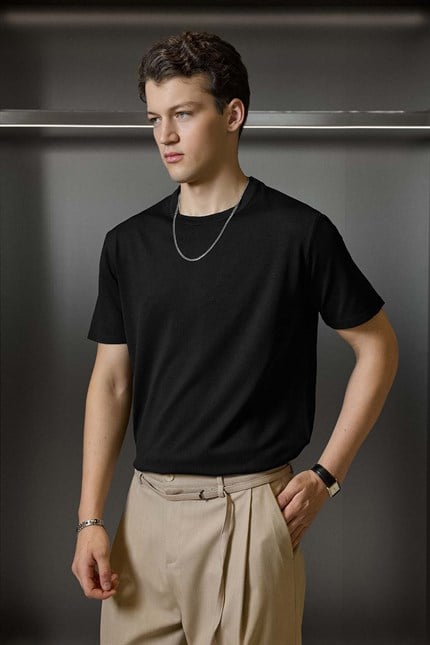 Erkek Slim Fit Triko Bisiklet Yaka Basic T-Shirt Siyah