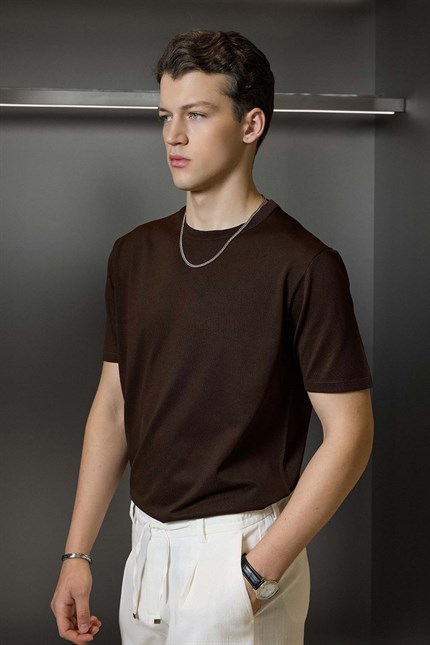 Erkek Slim Fit Triko Bisiklet Yaka Basic T-Shirt Kahverengi