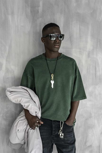 Erkek Slogan İşlemeli Yıkamalı Oversize T-Shirt Yeşil