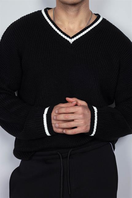 Erkek V Yaka Oversize Kontrast Detaylı Kazak Siyah