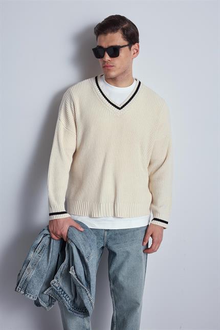 Erkek V Yaka Oversize Kontrast Detaylı Kazak Bej