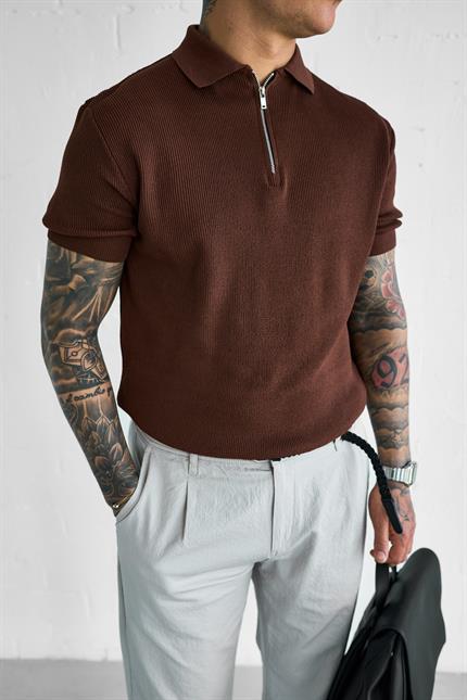 Erkek Yarım Fermuarlı Polo Yaka Triko T-Shirt Kahverengi