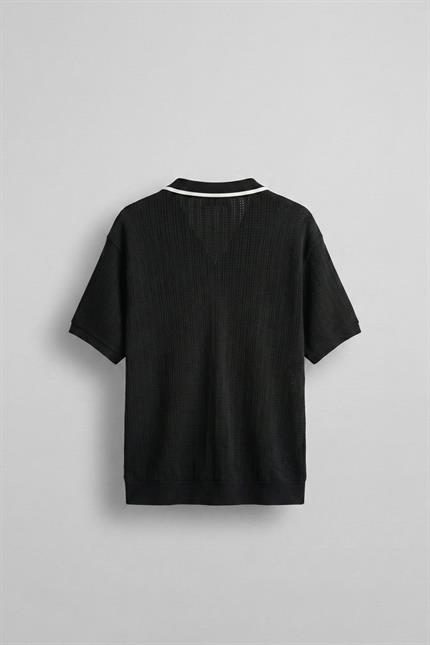 Erkek Yarım Pat V Yaka Desenli Triko T-Shirt Siyah Beyaz