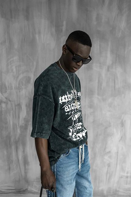 Erkek Yıkamalı İşlemeli Oversize Baskılı Premium T-Shirt Siyah