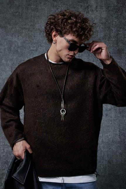 Erkek Dokulu Oversize Kazak Kahverengi