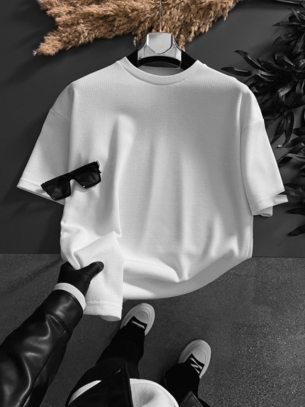 Erkek Long Fit Dokulu Basic T-Shirt Ekru