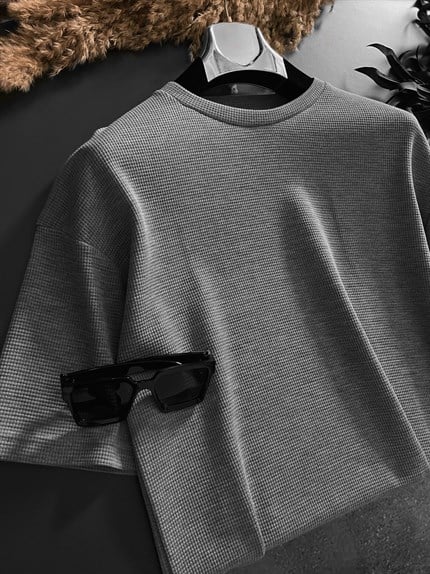 Erkek Long Fit Dokulu Basic T-Shirt Gri