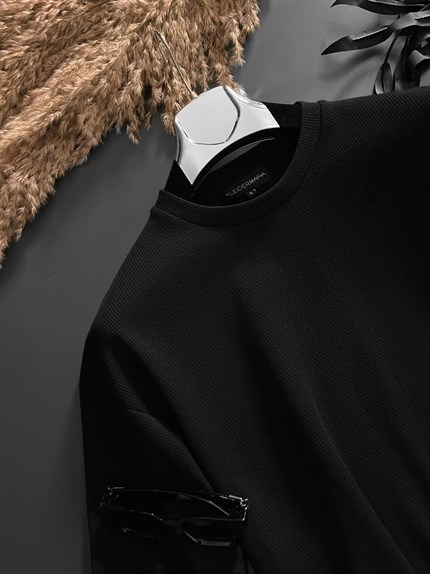 Erkek Long Fit Dokulu Basic T-Shirt Siyah