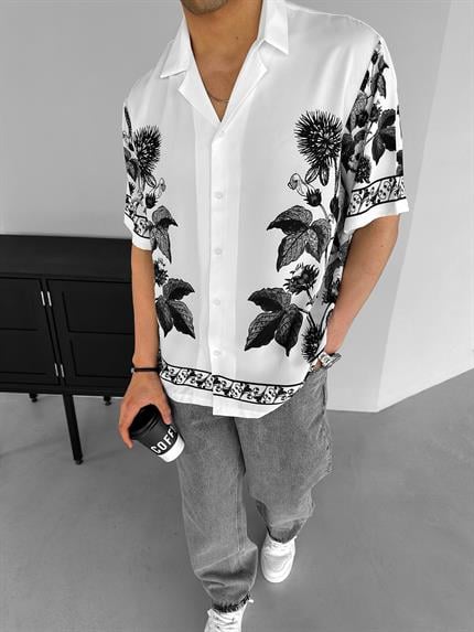 Erkek Oversize Motifli Küba Yaka Kısa Kol Gömlek Ekru