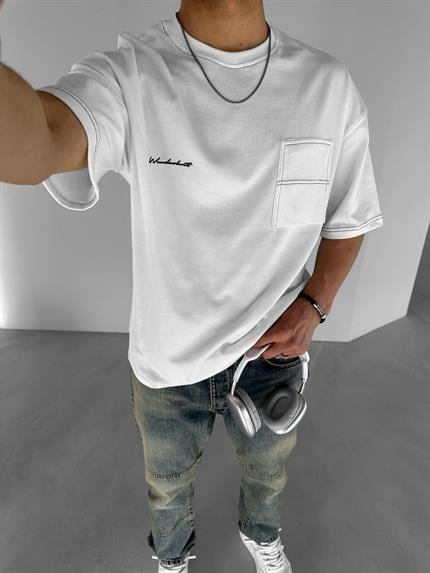 Erkek Oversize Nakışlı Ters Cep Detaylı T-Shirt Beyaz