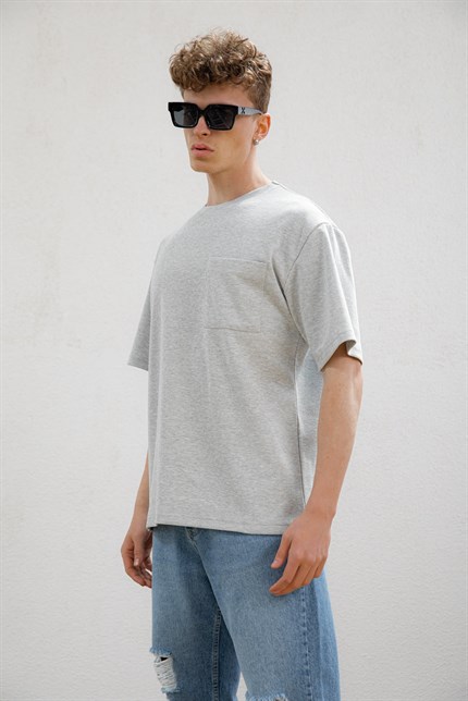 Erkek Oversize Önü Cepli Dokulu T-Shirt Gri