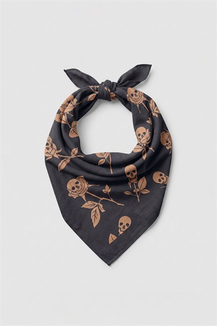Unisex Kuru Kafa Gotik Desenli Bandana Siyah